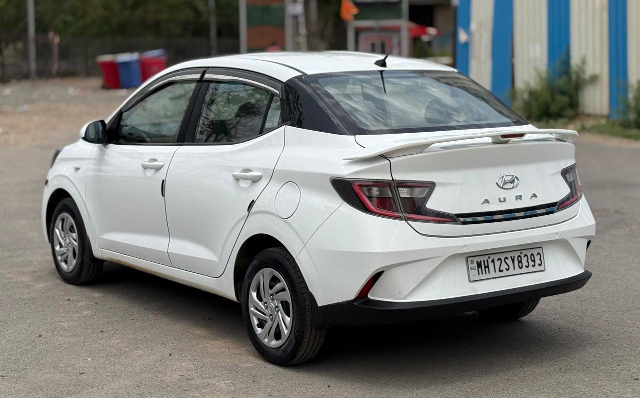 Aura Petrol CNG